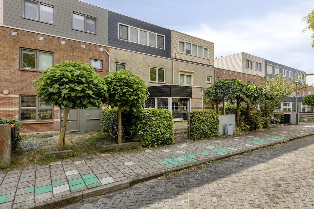 Tussenwoning te koop: Willemijn Posthumustuin 9, Heerhugowaard