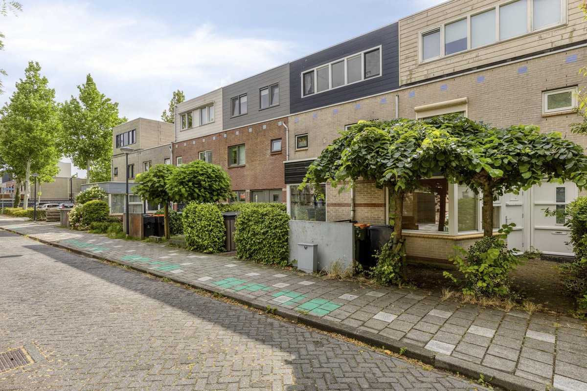 Tussenwoning te koop: Willemijn Posthumustuin 9, Heerhugowaard