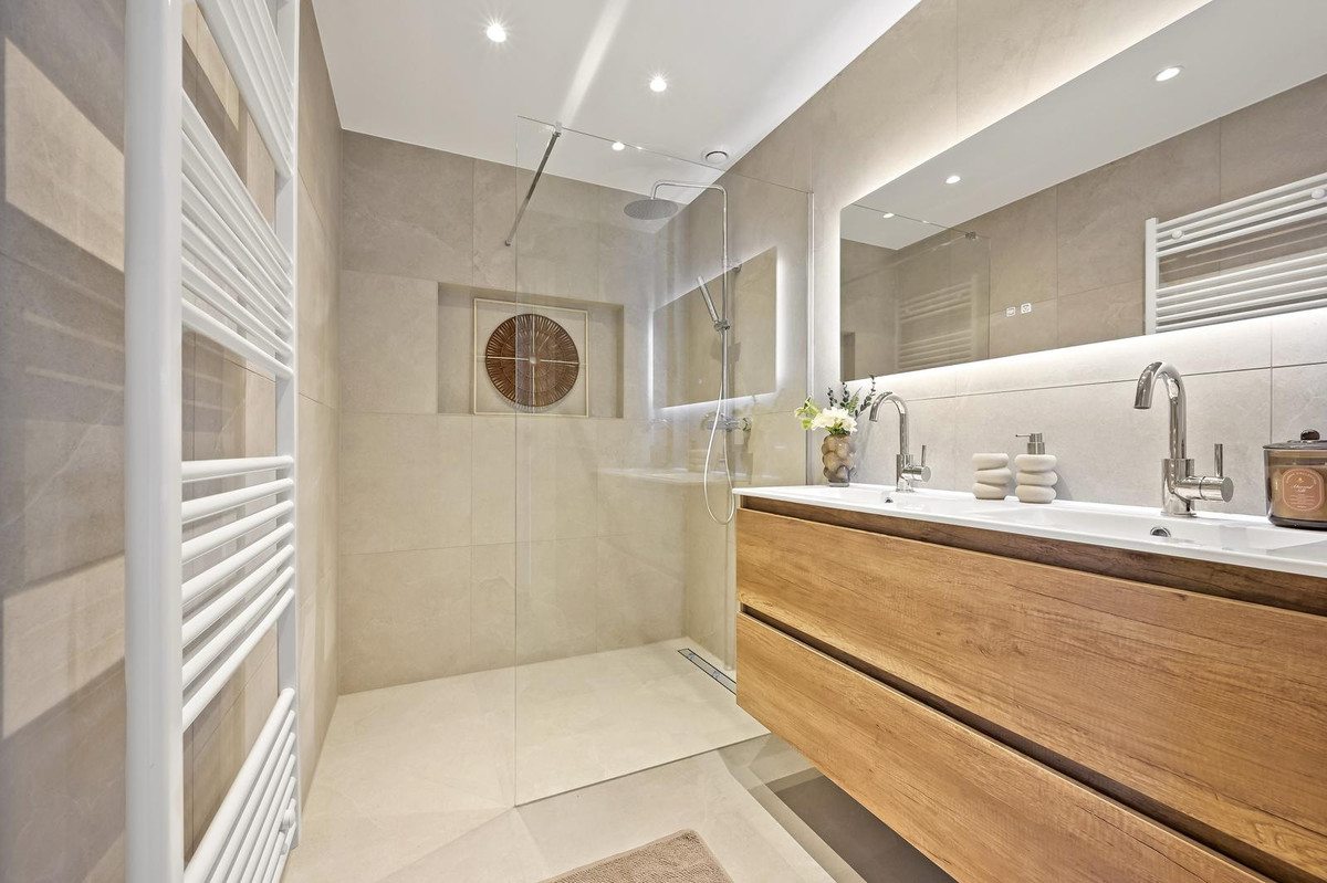 Appartement te koop: Eerbeeklaan 57, 'S-Gravenhage