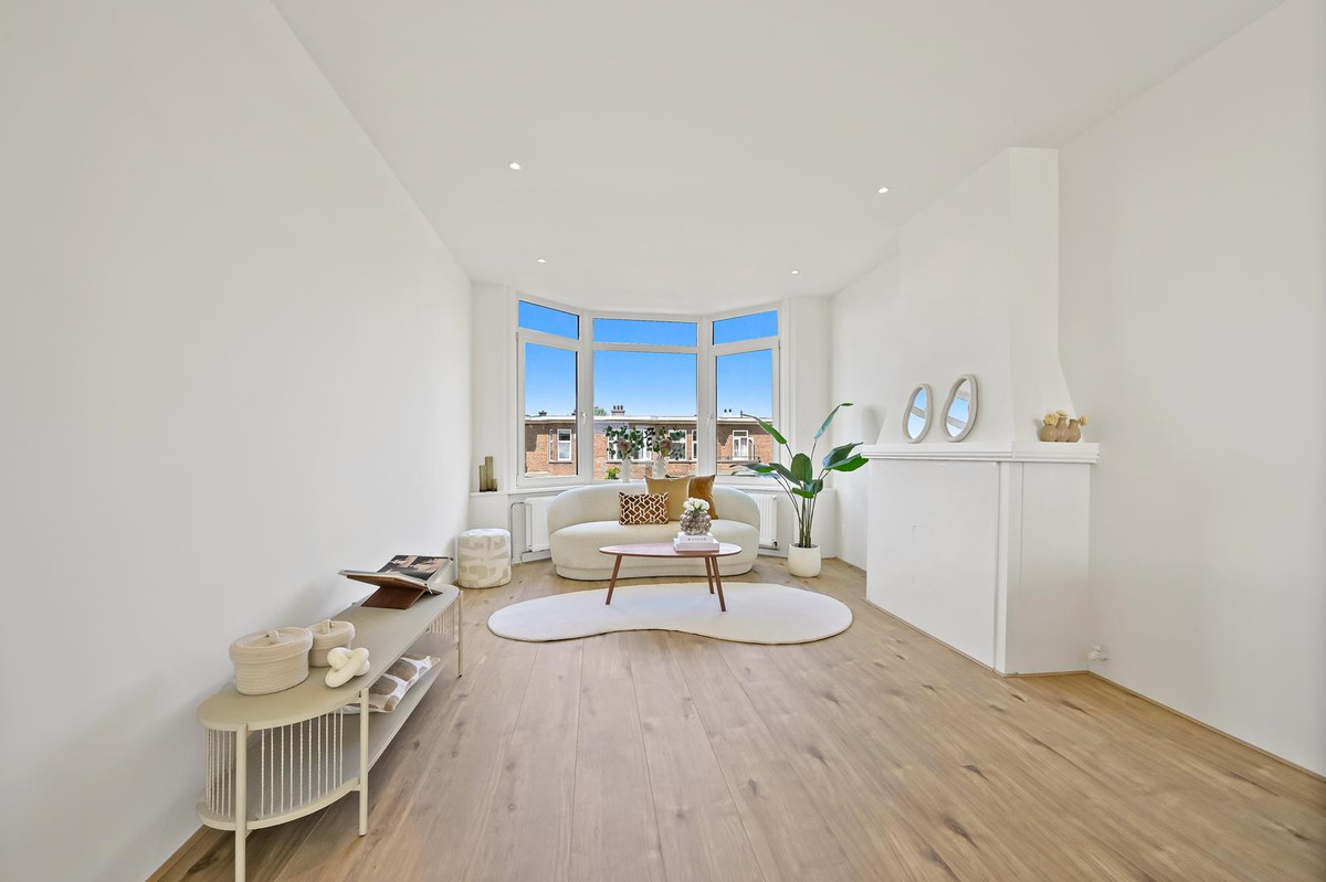 Appartement te koop: Eerbeeklaan 57, 'S-Gravenhage