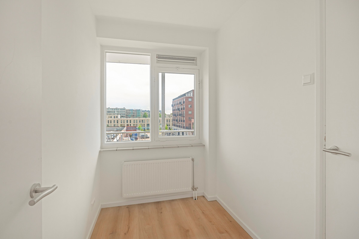 Appartement te koop: Papsouwselaan 93, Delft