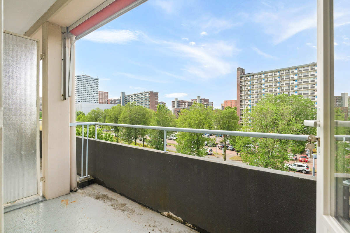 Appartement te koop: Papsouwselaan 93, Delft