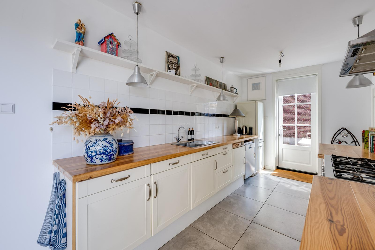 Hoekwoning te koop: Sint Janstraat 24, Sprundel