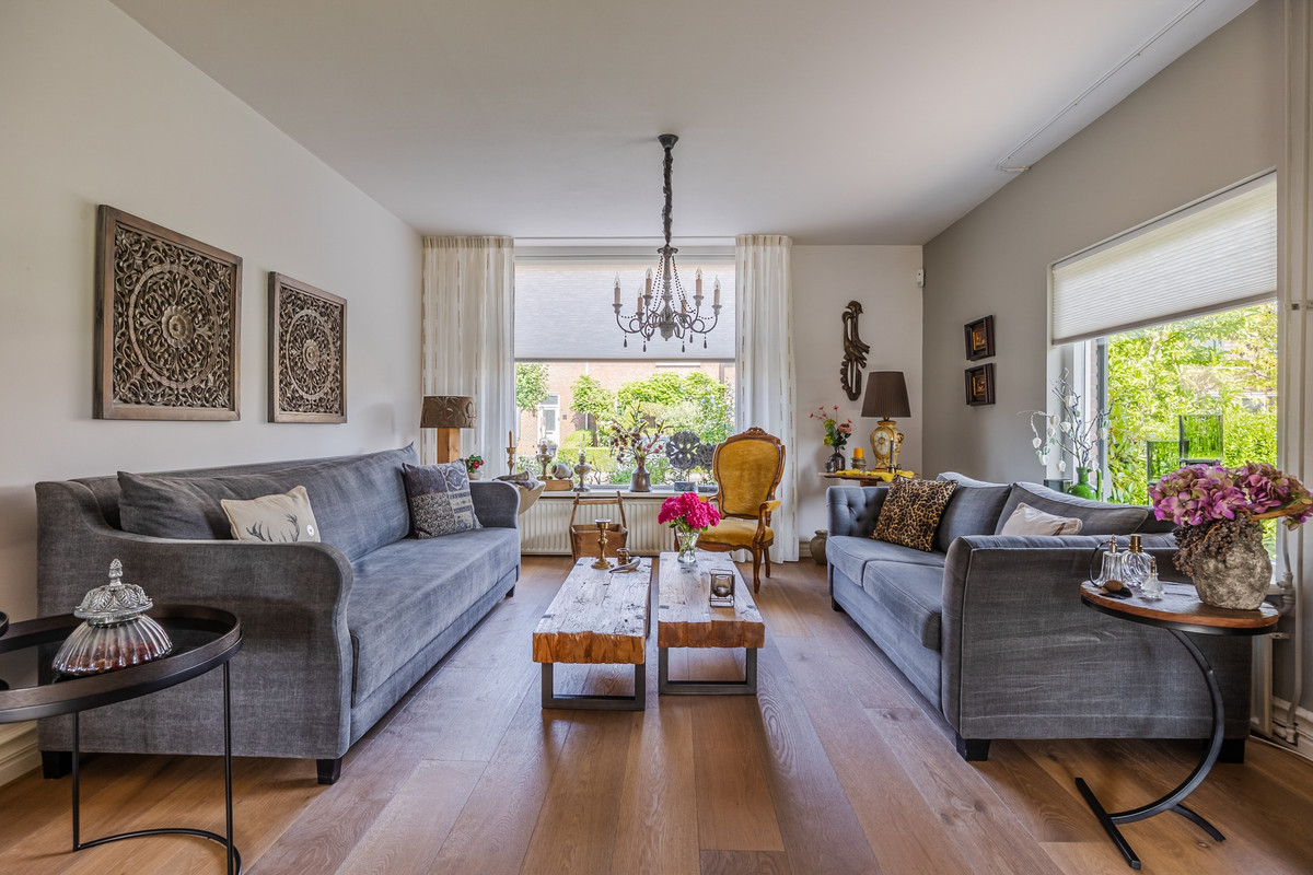 Vrijstaande woning te koop: Anjerlaan 32, Almkerk