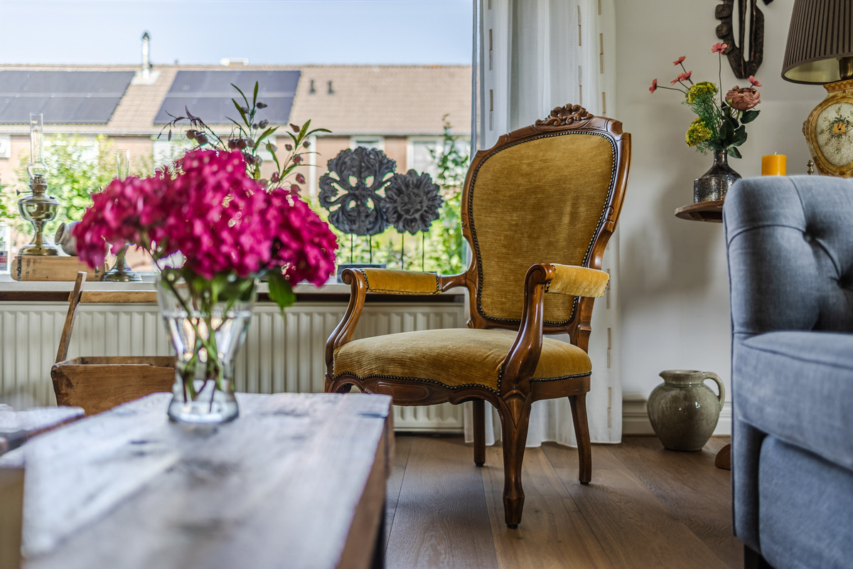 Vrijstaande woning te koop: Anjerlaan 32, Almkerk