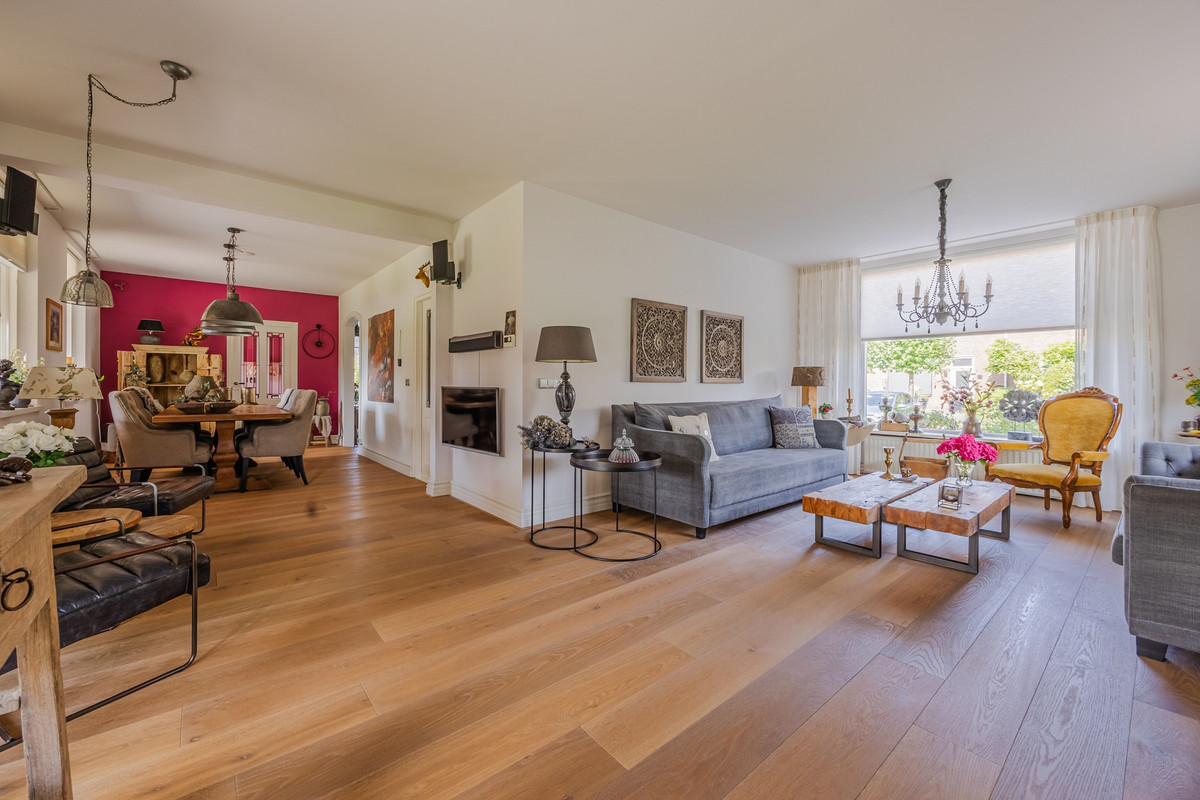 Vrijstaande woning te koop: Anjerlaan 32, Almkerk