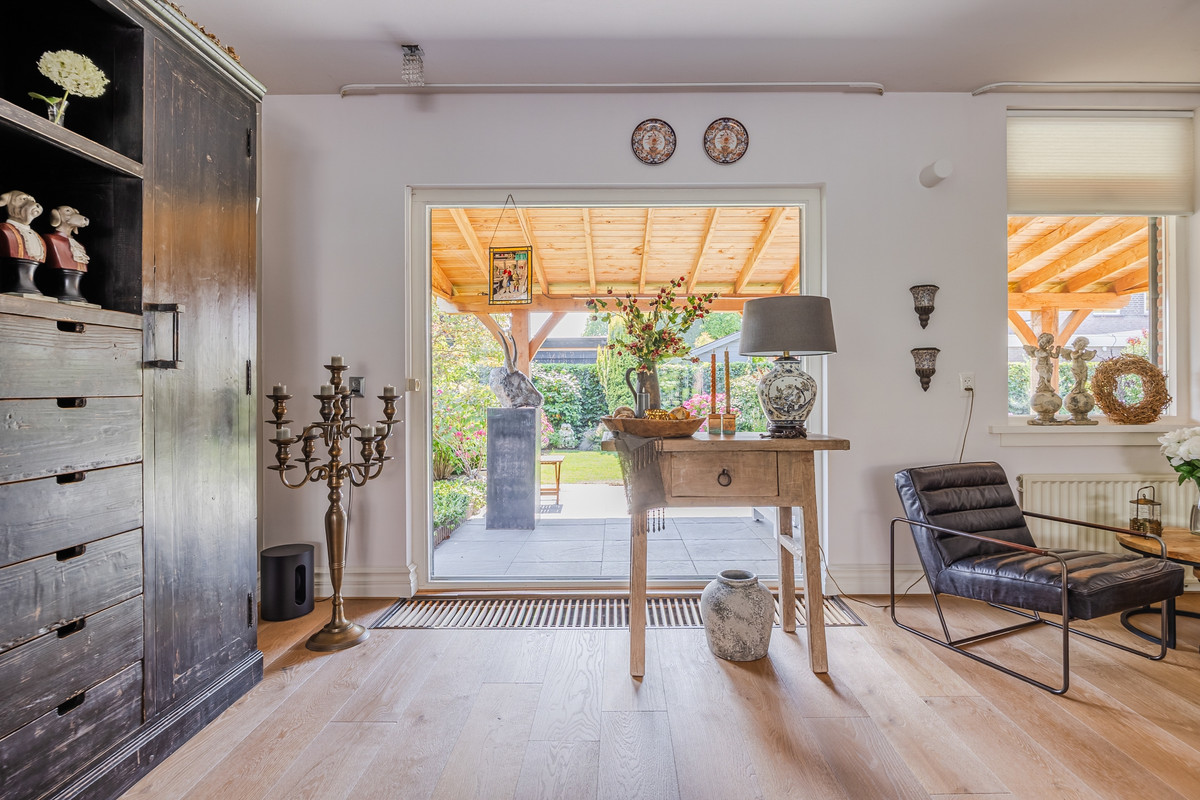 Vrijstaande woning te koop: Anjerlaan 32, Almkerk