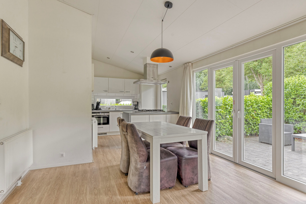 Vrijstaande woning te koop: Buitenhuizerweg 2-159, Velsen-Zuid