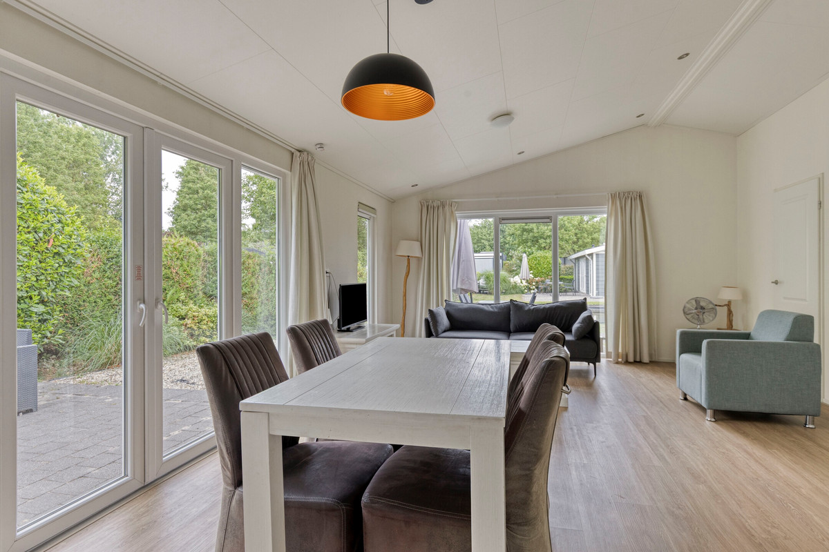 Vrijstaande woning te koop: Buitenhuizerweg 2-159, Velsen-Zuid