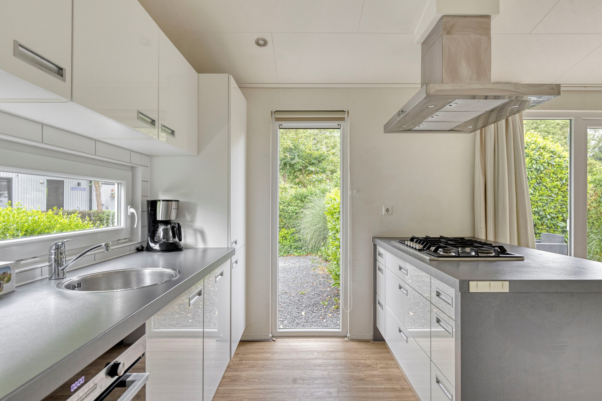 Vrijstaande woning te koop: Buitenhuizerweg 2-159, Velsen-Zuid