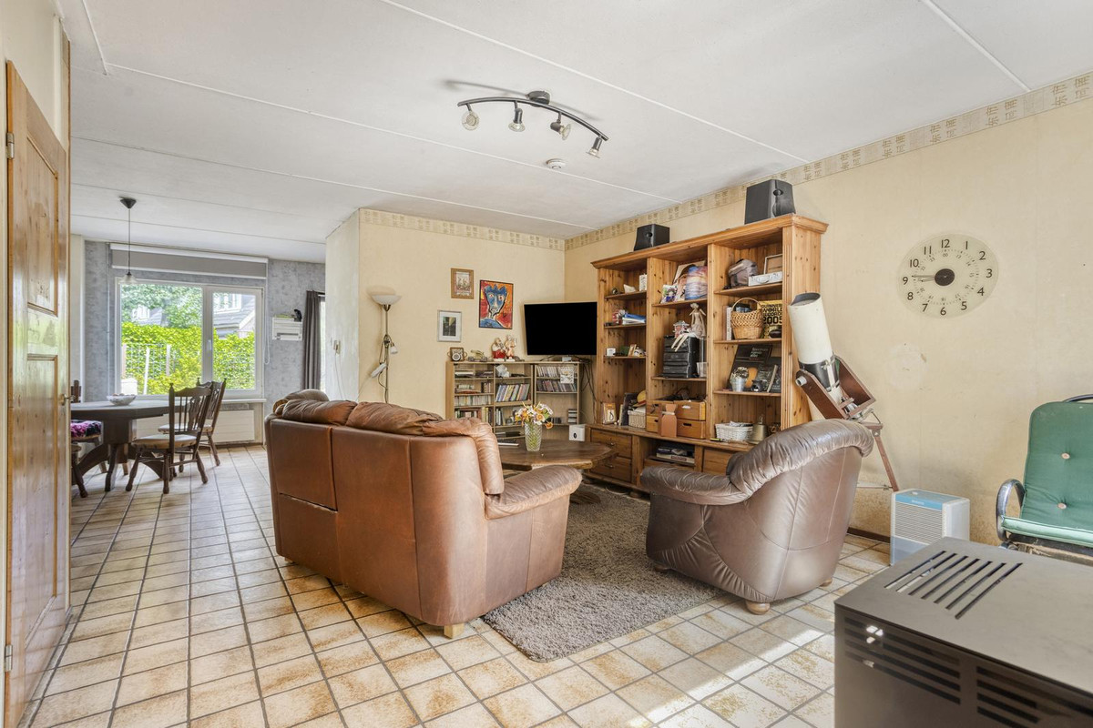 Tussenwoning te koop: Windmolen 93, Hoorn