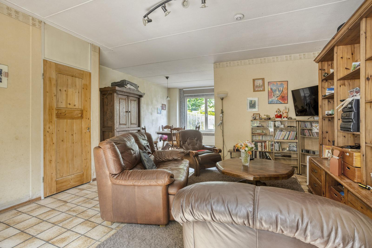 Tussenwoning te koop: Windmolen 93, Hoorn