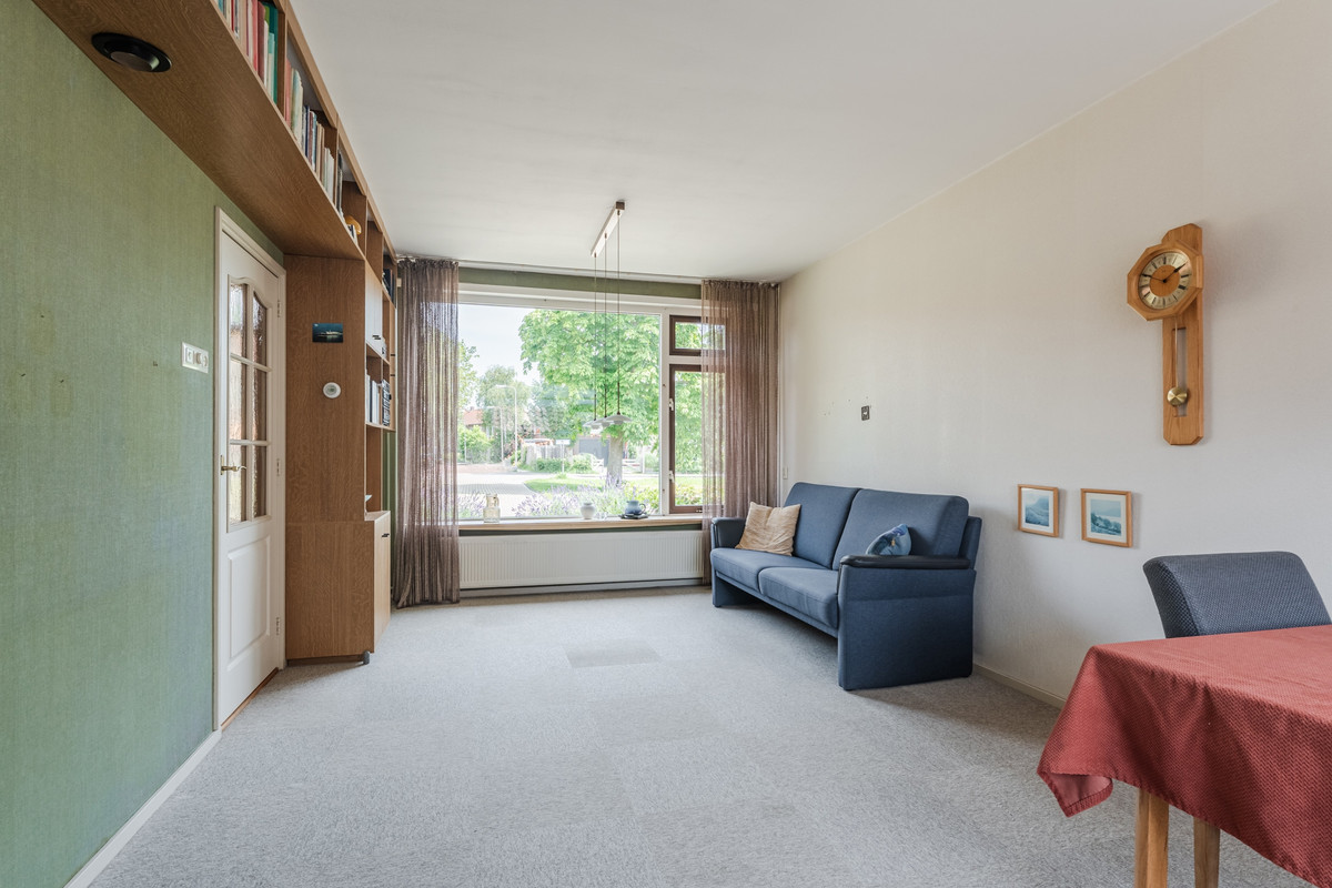 Tussenwoning te koop: Burg van Gentsingel 11, Schipluiden