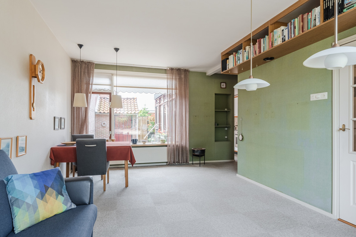 Tussenwoning te koop: Burg van Gentsingel 11, Schipluiden