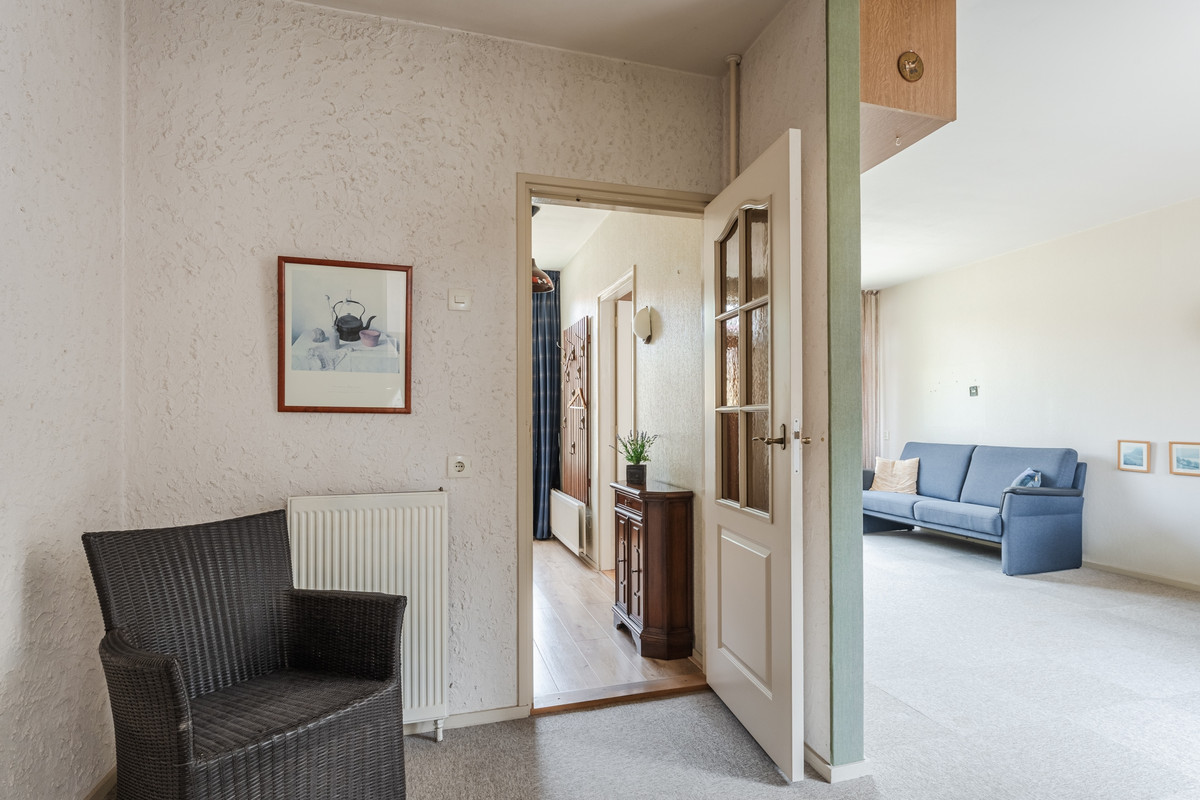 Tussenwoning te koop: Burg van Gentsingel 11, Schipluiden