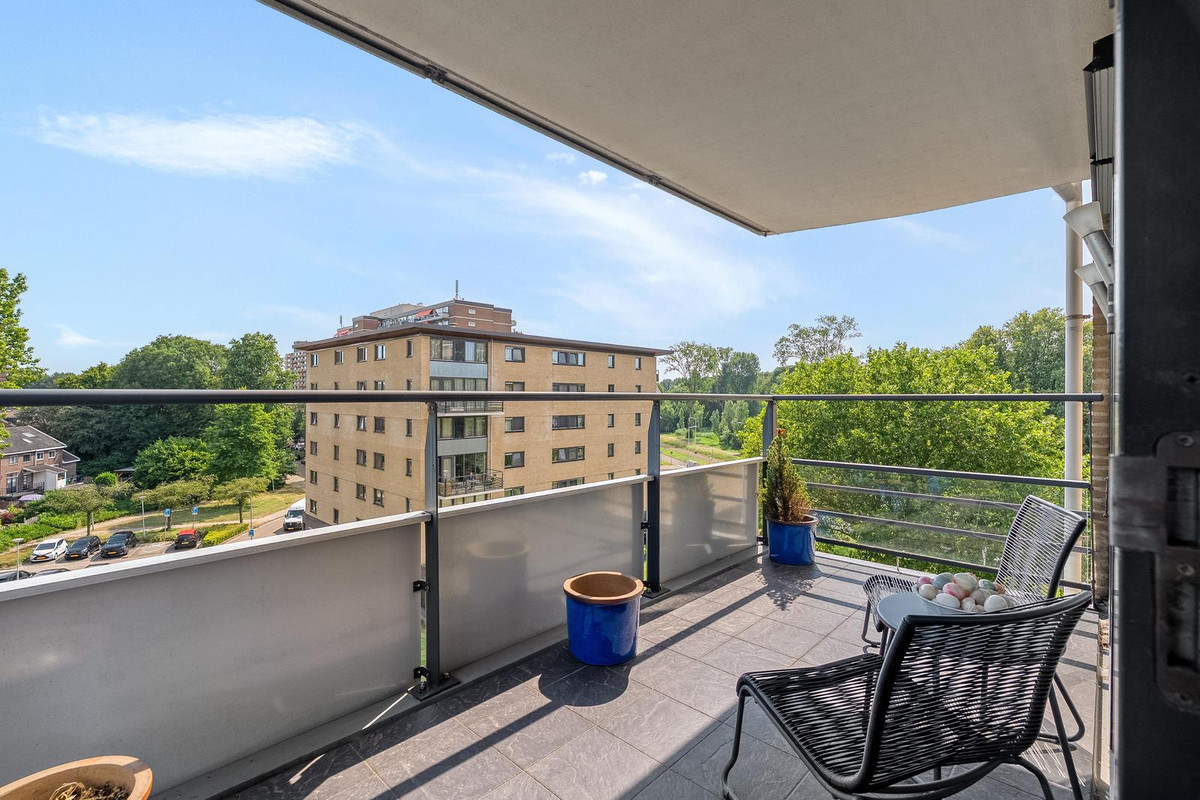 Appartement te koop: Tiesselinswaard 106, Rotterdam