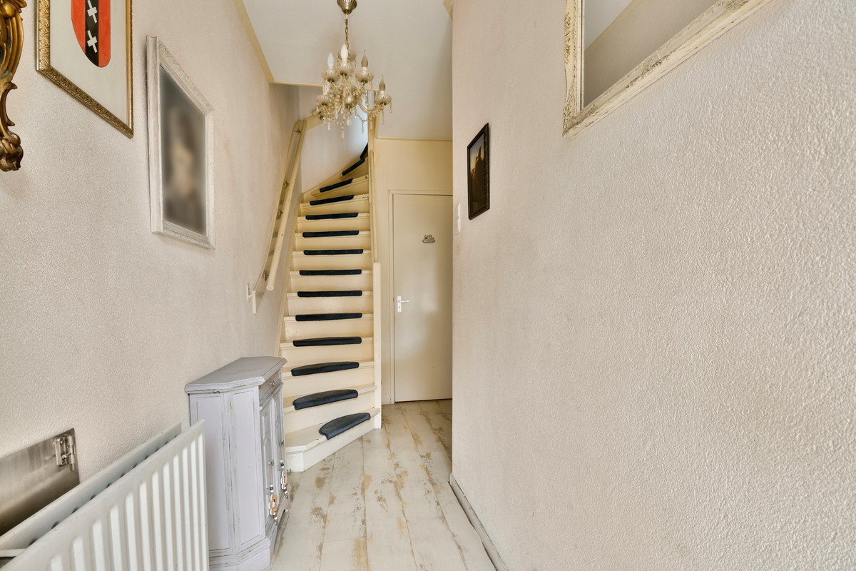 Hoekwoning te koop: Lijsterbesstraat 2, Zaandam