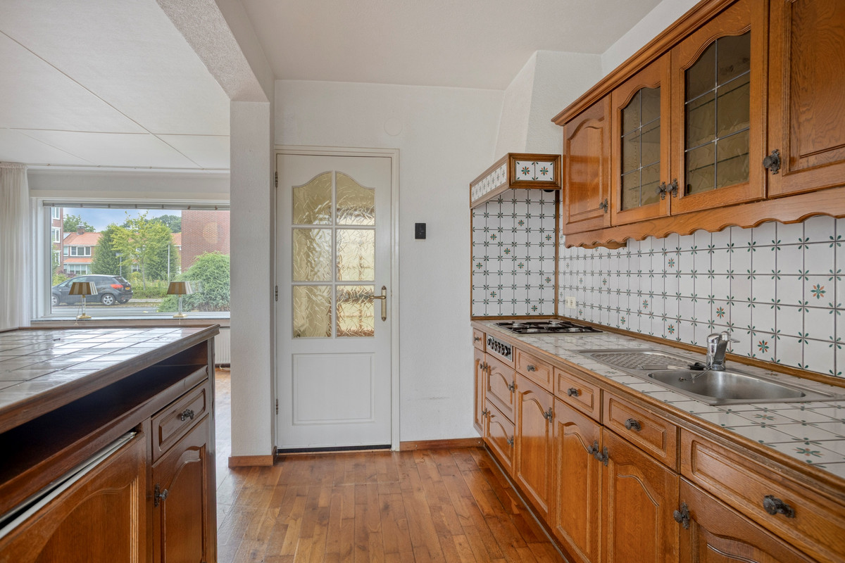 Tussenwoning te koop: Hobbemastraat 30, Oldenzaal