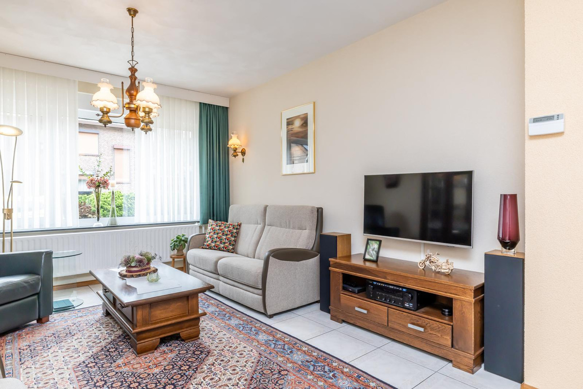 Tussenwoning te koop: Keizerstraat 22, Landgraaf