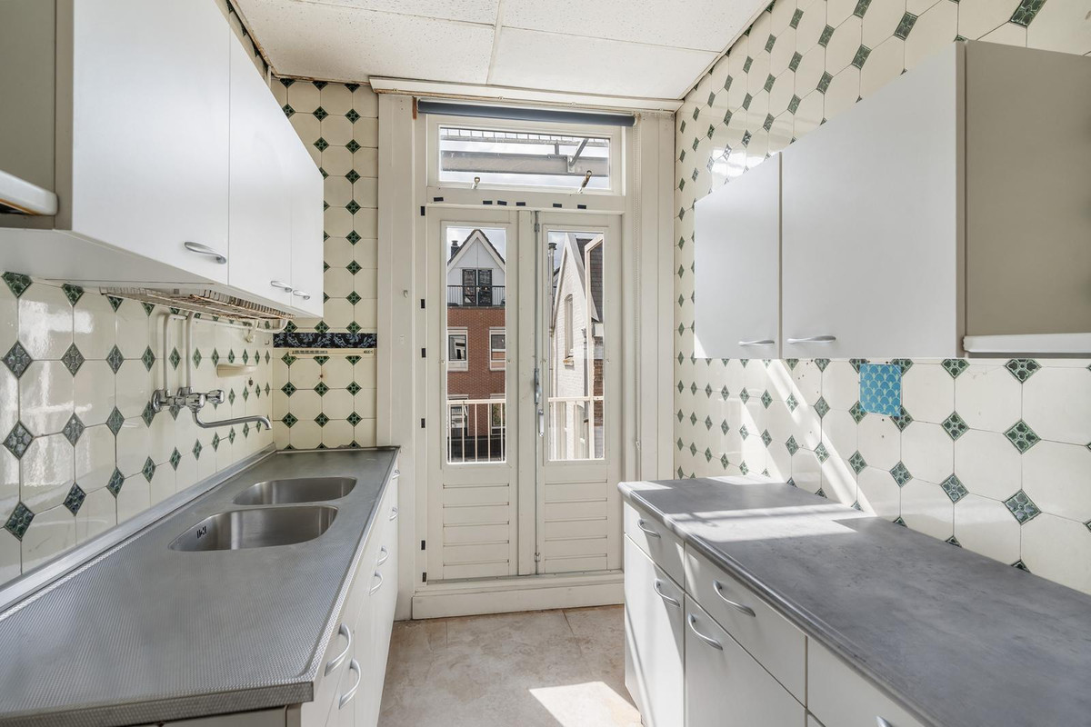 Appartement te koop: Maaskade 93A02, Rotterdam