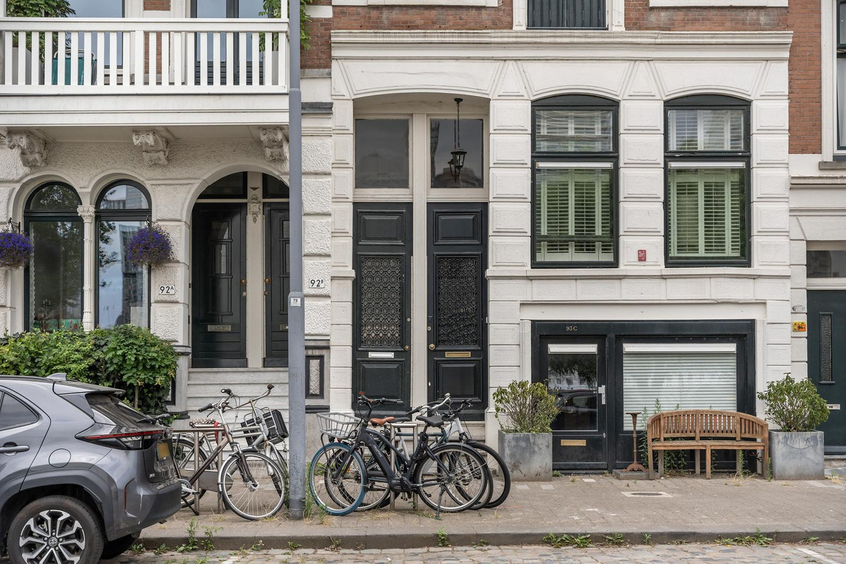 Appartement te koop: Maaskade 93A02, Rotterdam