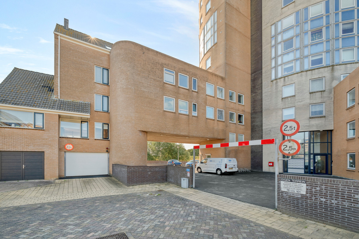 Appartement te koop: Andromeda 100, Den Helder