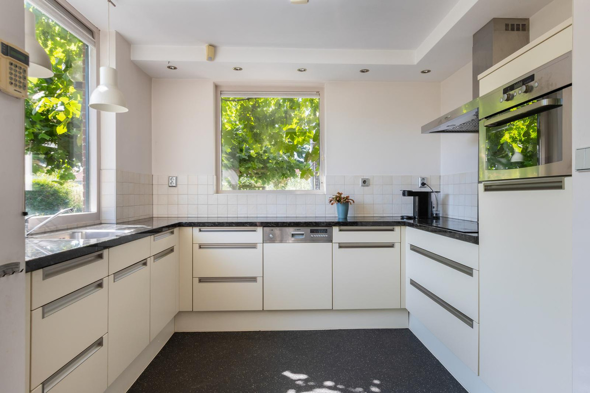 Hoekwoning te koop: Esdoornstraat 19, Gouda
