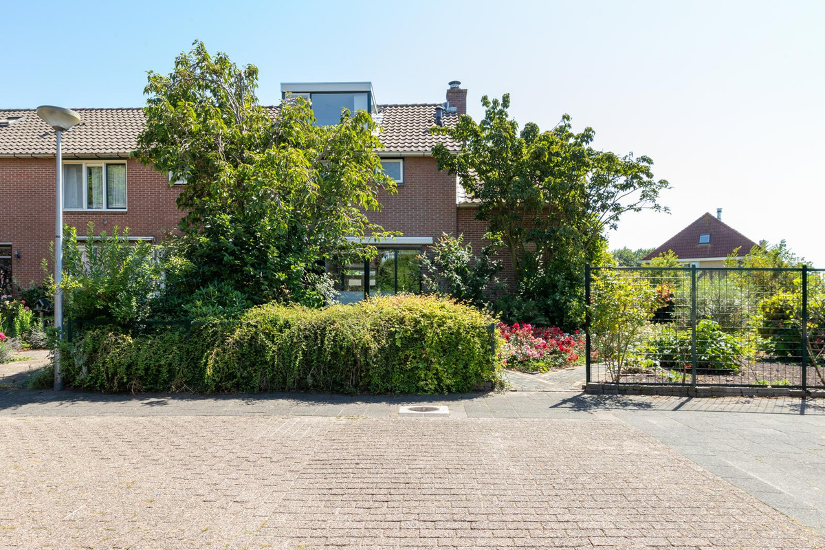 Hoekwoning te koop: Esdoornstraat 19, Gouda