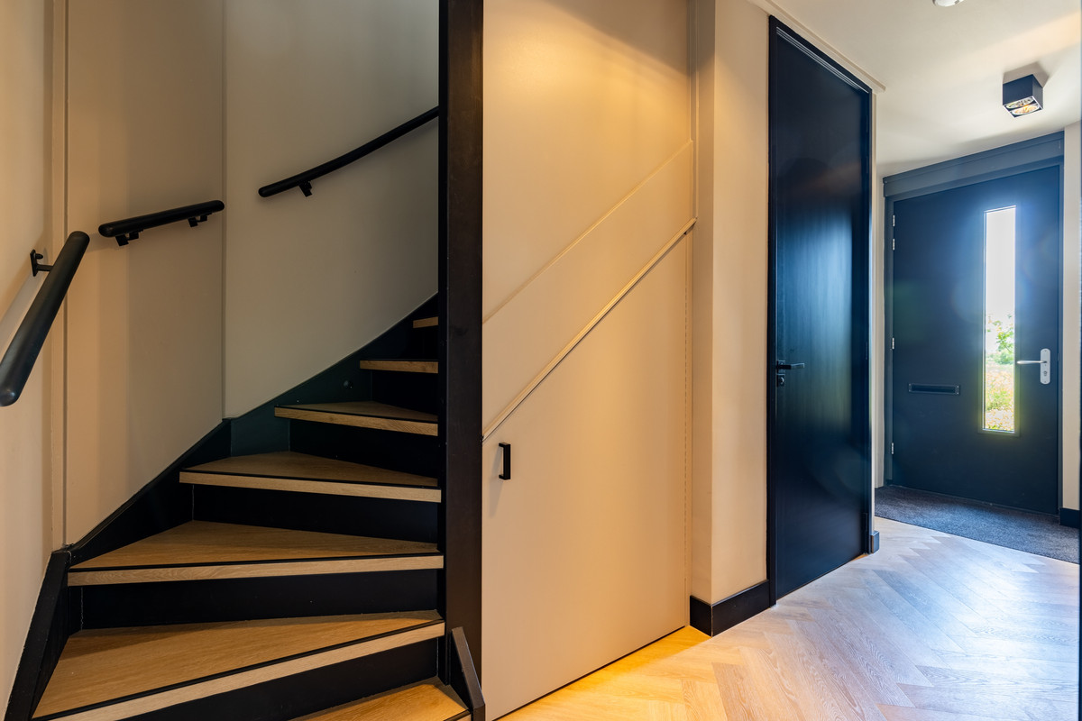 Tussenwoning te koop: Rumbastraat 83, Apeldoorn