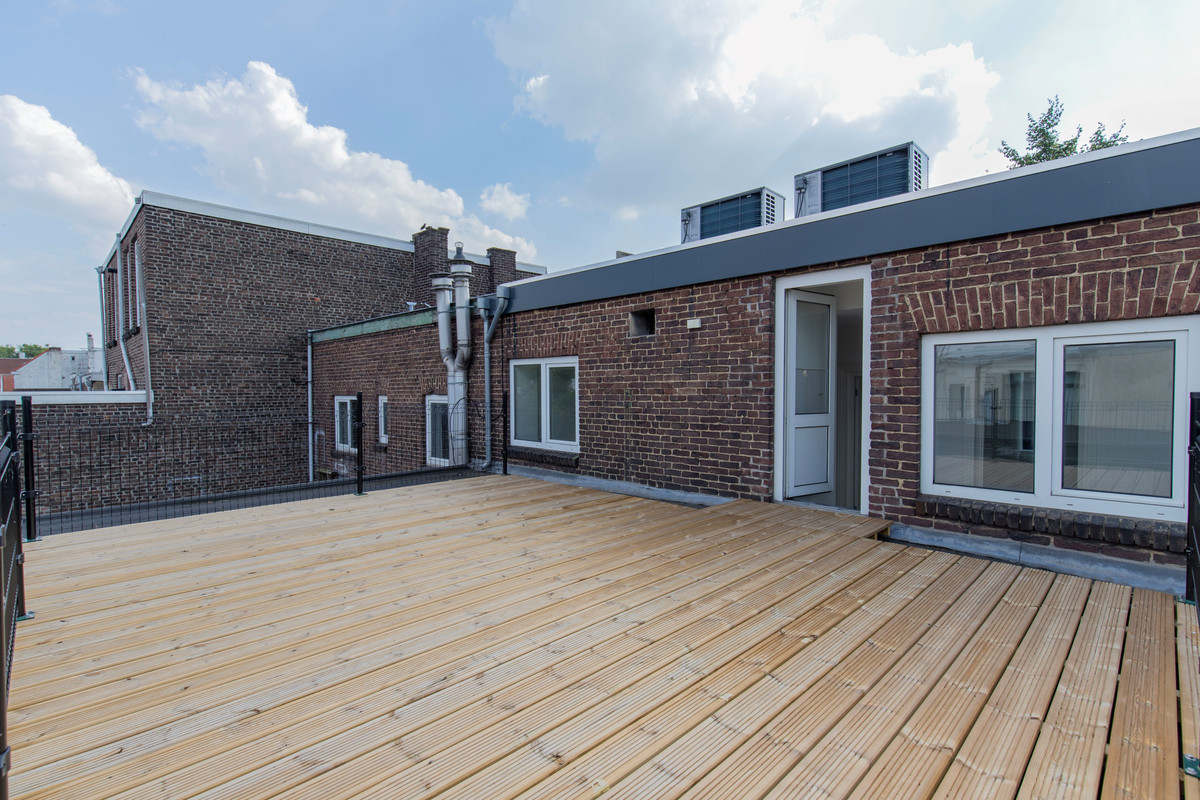 Appartement te huur: Saroleastraat 76A, Heerlen