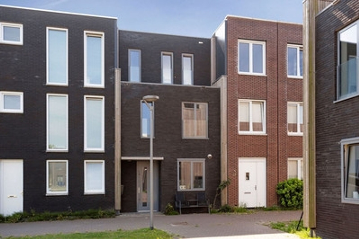 5-pièce maison et famille unique de 137 m²
