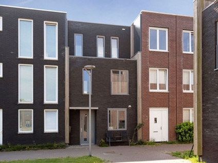 apartments for rent on Amaterasuhof 33