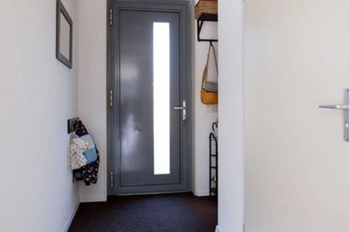 Tussenwoning te huur: Amaterasuhof 33, Almere