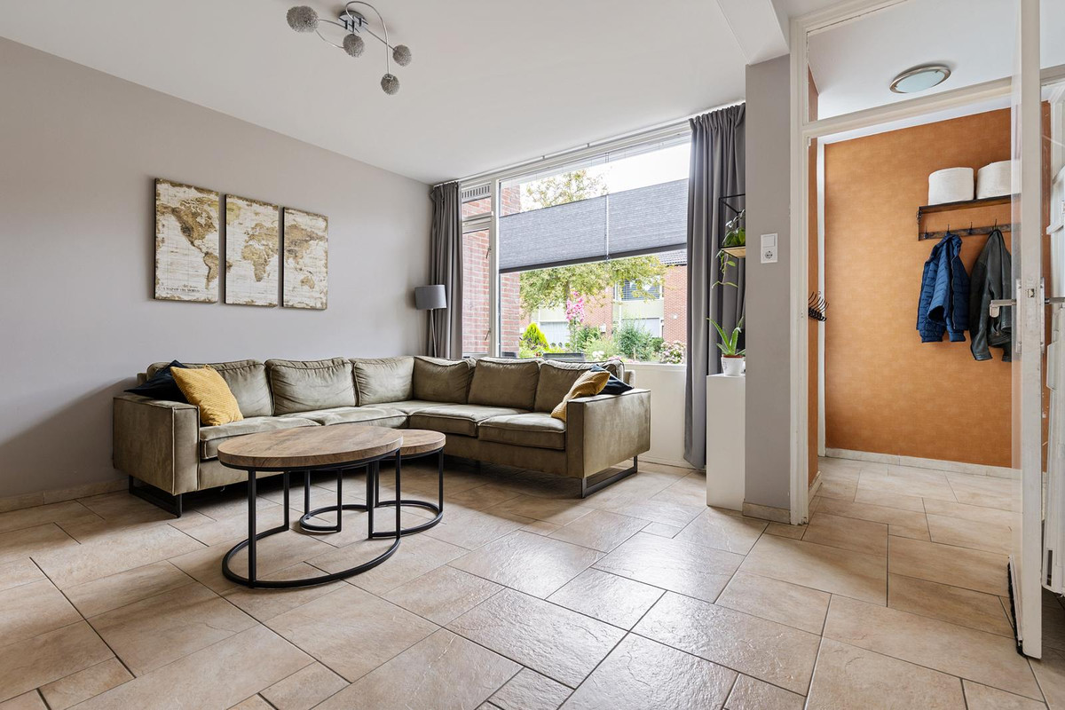 Tussenwoning te koop: Witte de Withlaan 8, Woudenberg