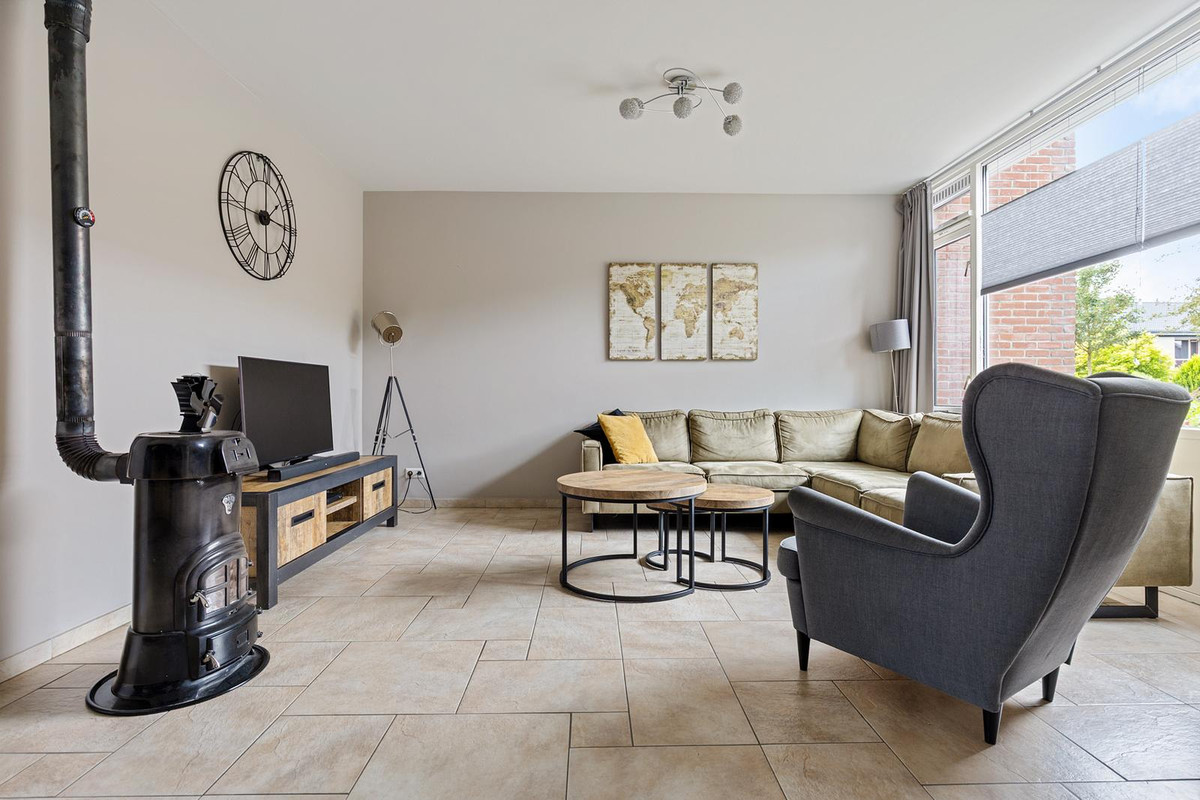Tussenwoning te koop: Witte de Withlaan 8, Woudenberg