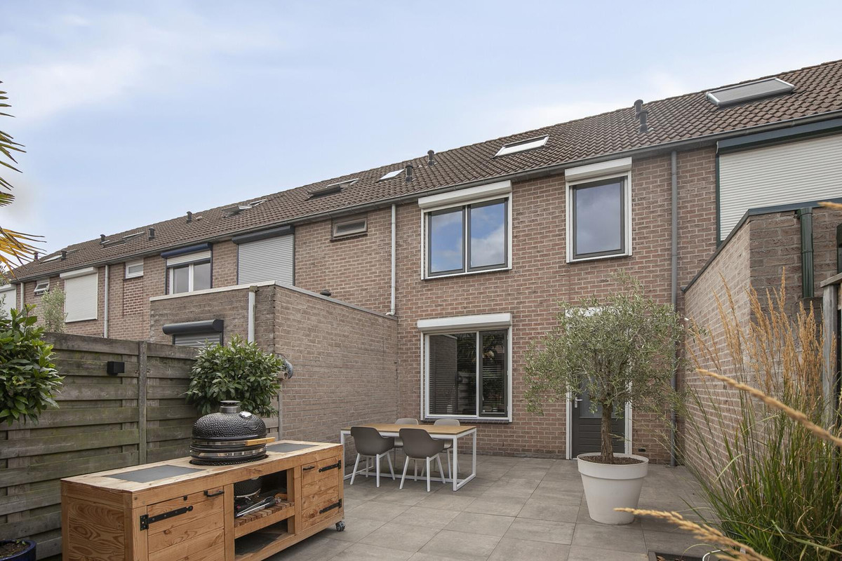 Tussenwoning te koop: Ferlemanstraat 86, Terneuzen
