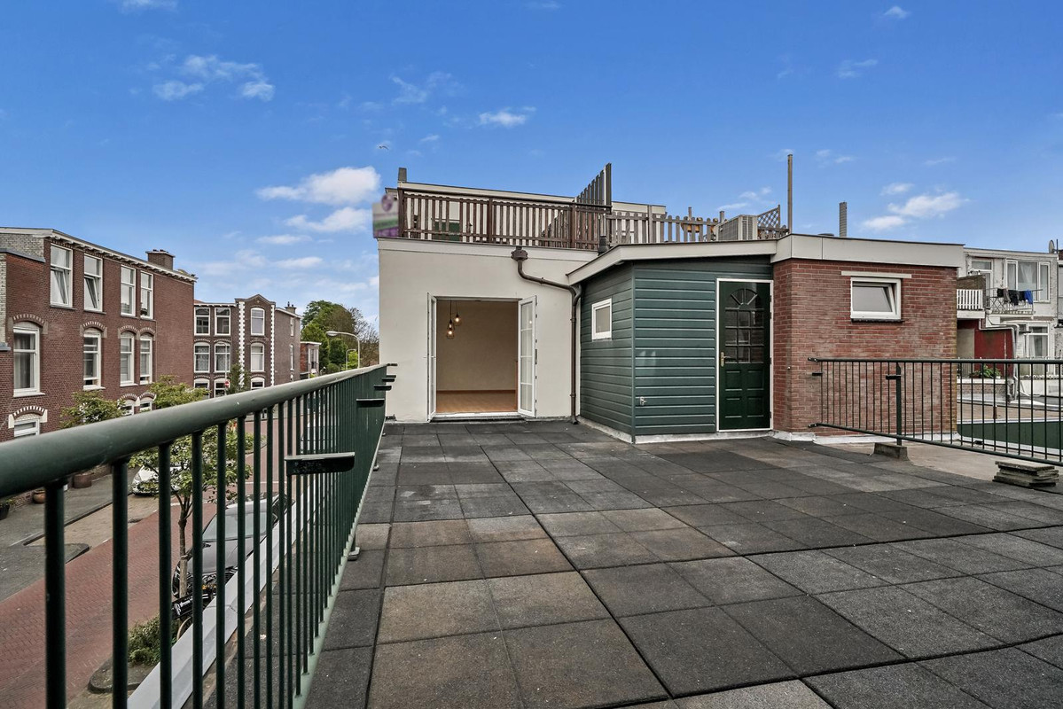 Appartement te koop: Meidoornstraat 128C, 'S-Gravenhage