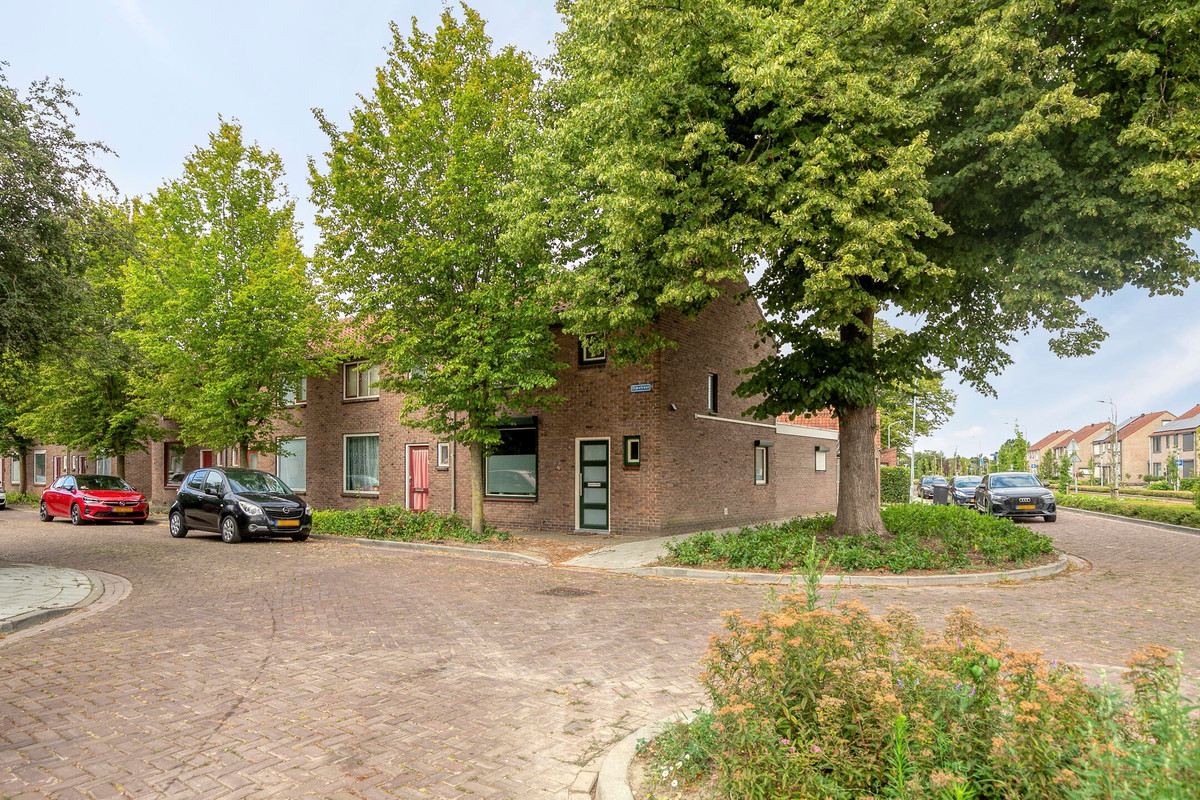 Hoekwoning te koop: Dijkstraat 16, Sas Van Gent