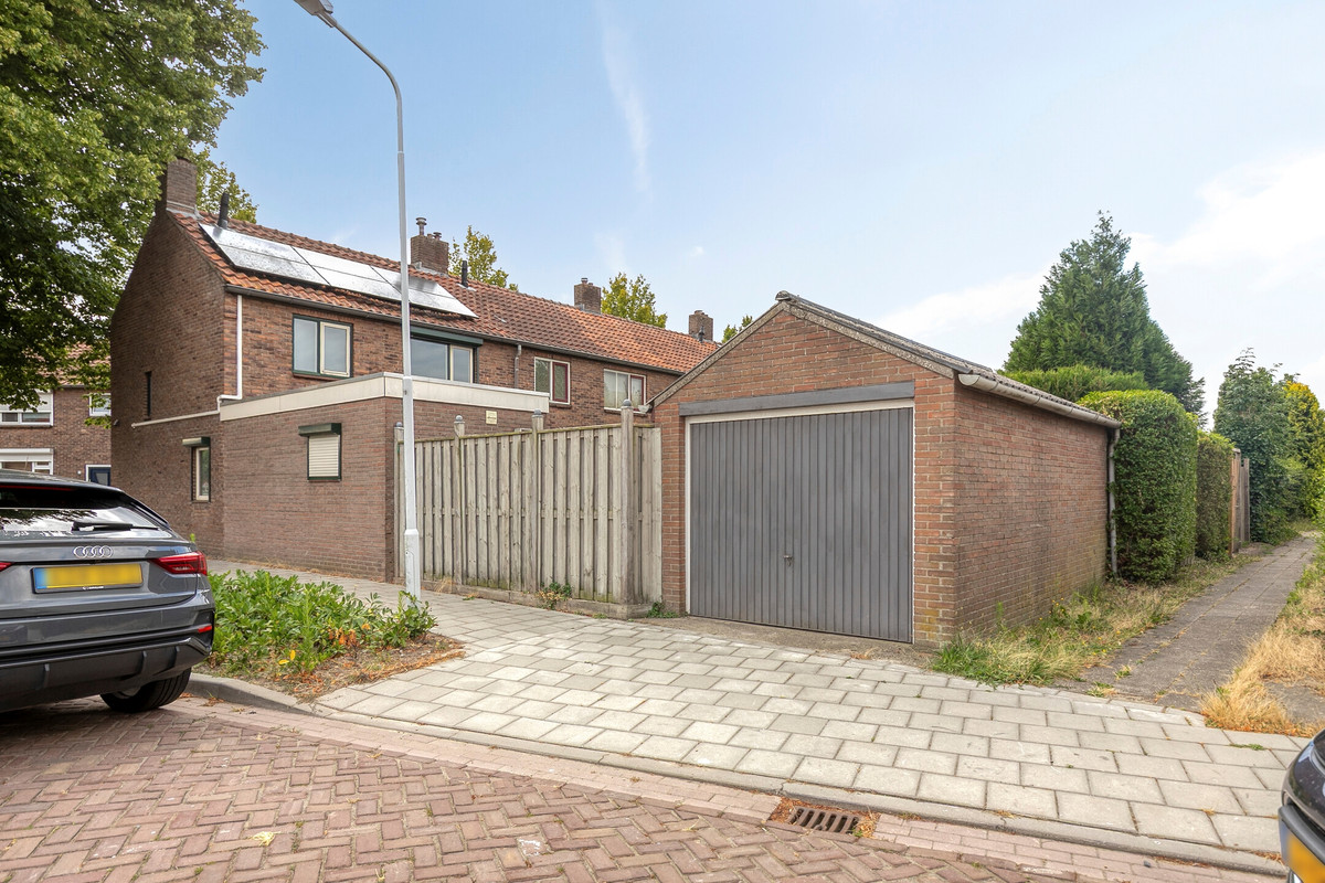 Hoekwoning te koop: Dijkstraat 16, Sas Van Gent