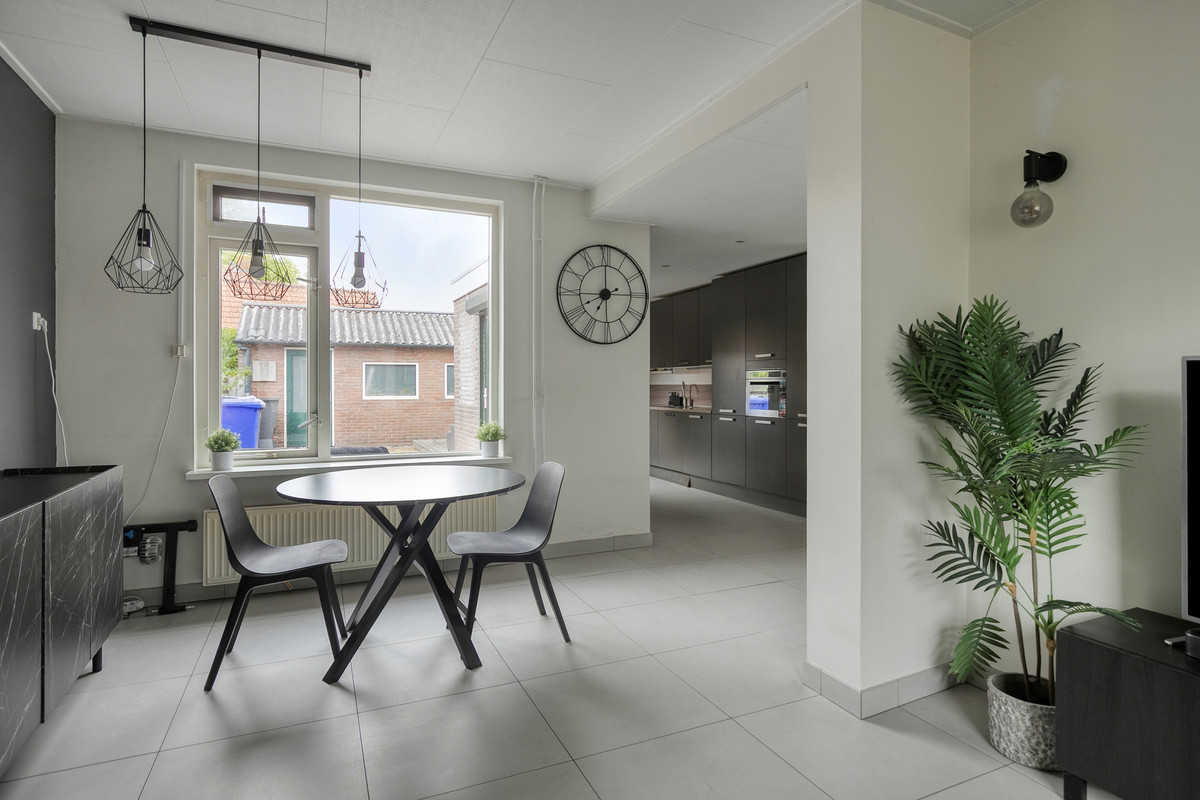 Hoekwoning te koop: Dijkstraat 16, Sas Van Gent