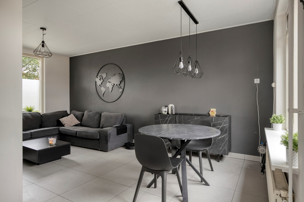 Hoekwoning te koop: Dijkstraat 16, Sas Van Gent