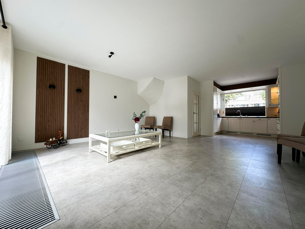Tussenwoning te huur: Lijnbaan 10, Monnickendam