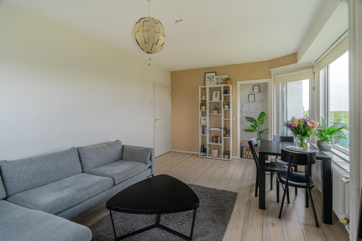 Studio te koop: Suze Groeneweglaan 267, Rotterdam