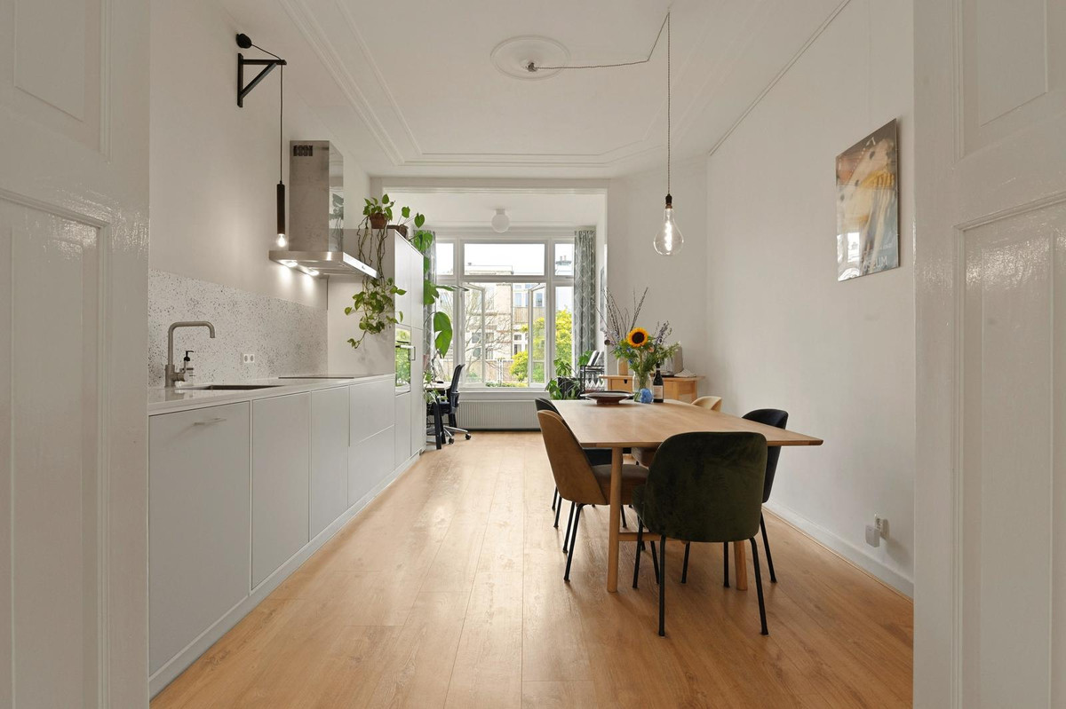 Appartement te koop: Esdoornstraat 116, 'S-Gravenhage