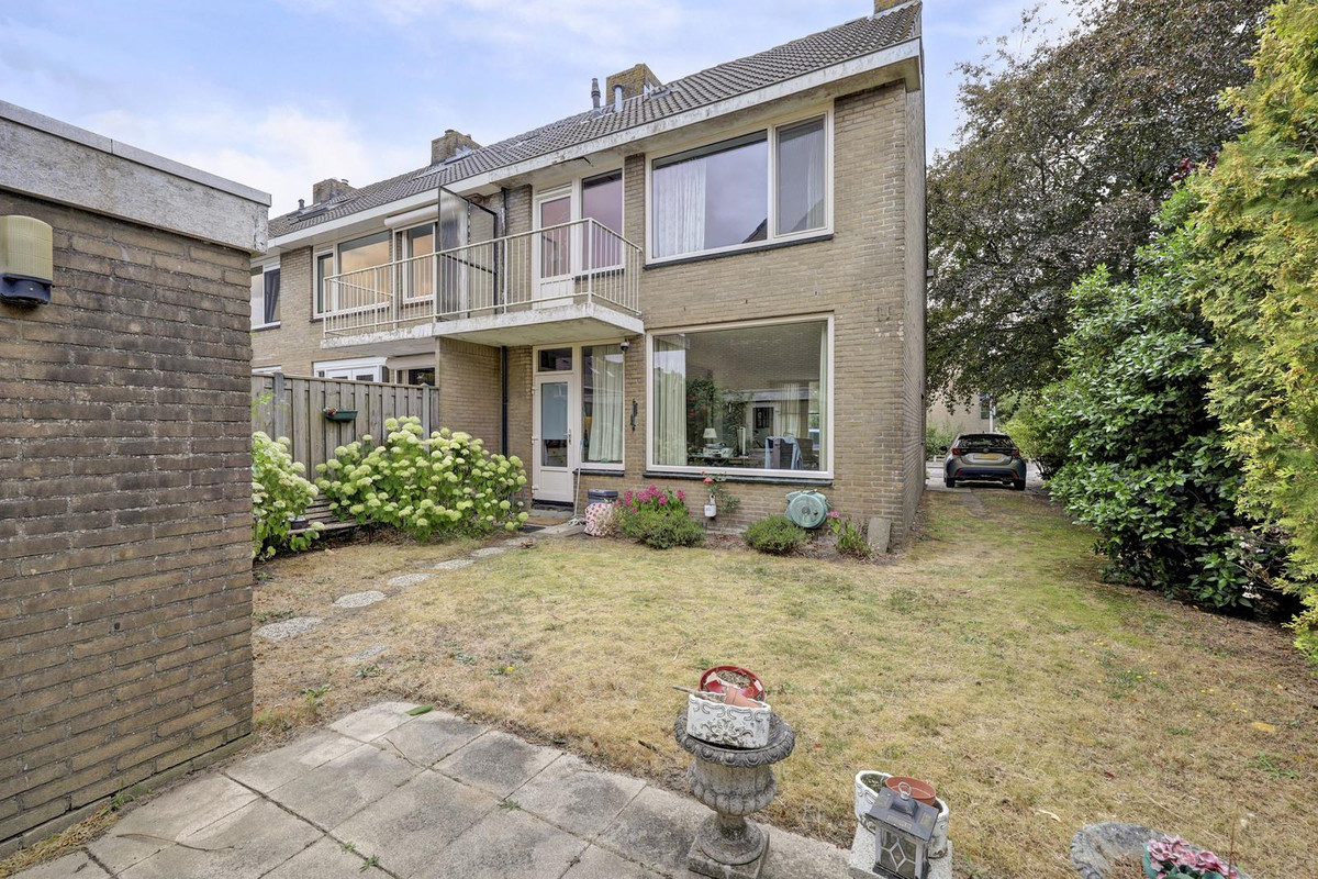 Hoekwoning te koop: Schorpioenstraat 16, Spijkenisse