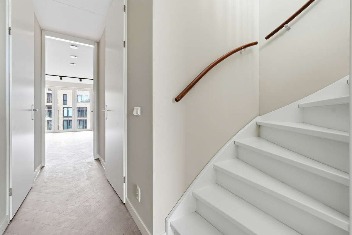 Appartement te huur: Burnhamstraat 105, Hoofddorp