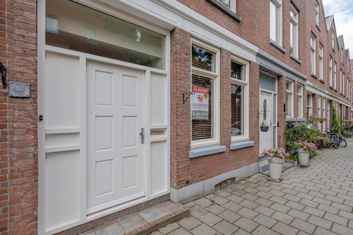 Tussenwoning te koop: Dokstraat 10, Rotterdam