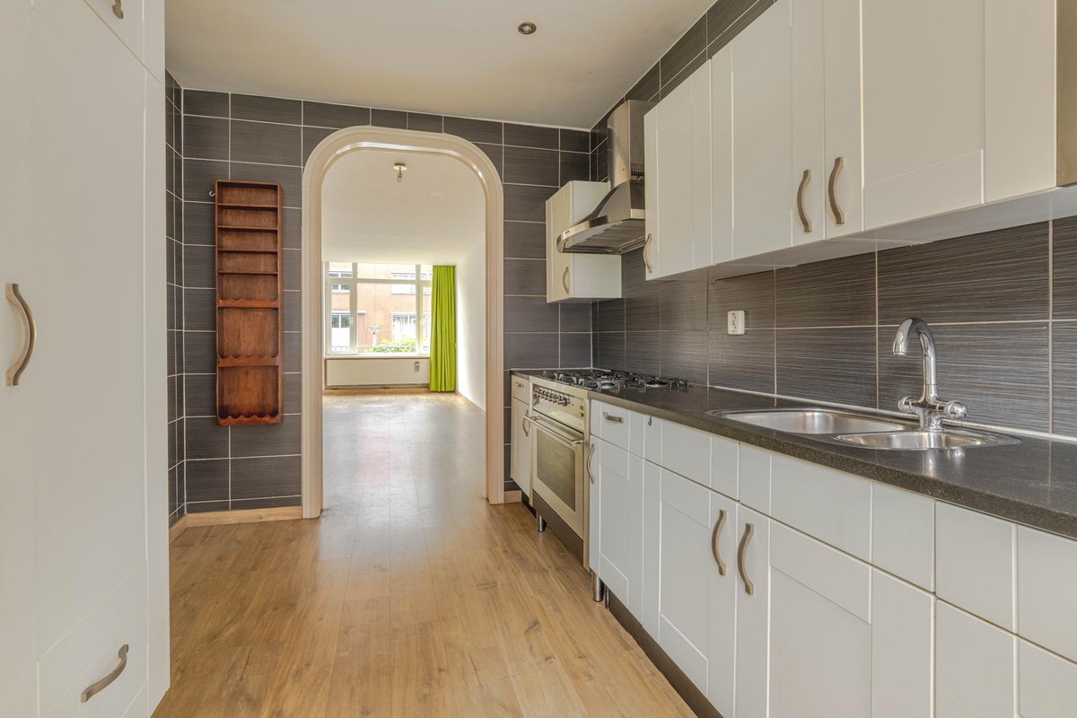 Tussenwoning te koop: Dokstraat 10, Rotterdam