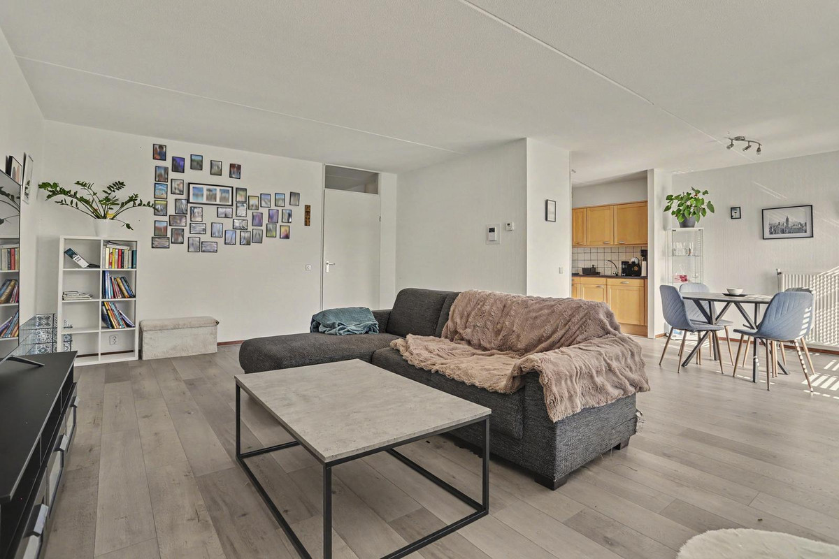 Appartement te koop: Jan Pannebakkerhof 25, Waalwijk