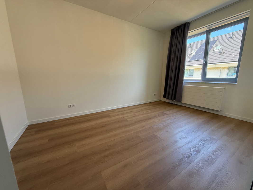 Tussenwoning te huur: Wakerdijk 21, Arnhem
